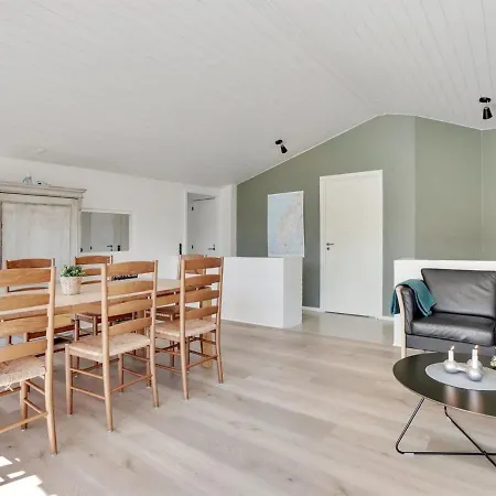 Milena - 600m From The Sea By Interhome